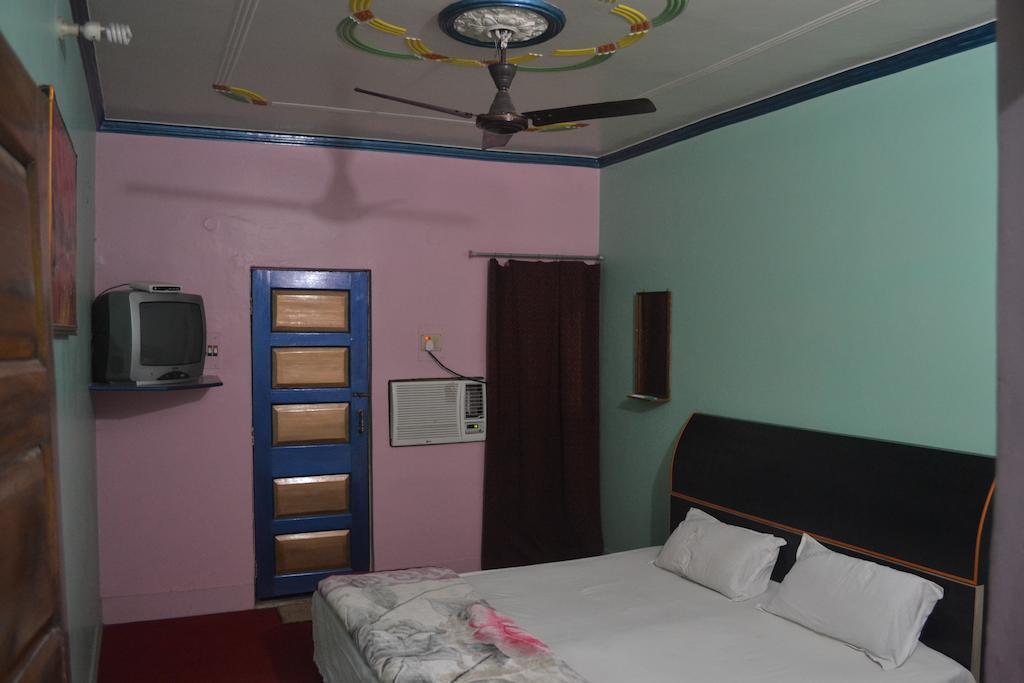 Hotel Sandeep Varanasi Eksteriør bilde